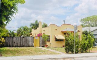 519 N J Street 1, Lake Worth Beach, FL 33460