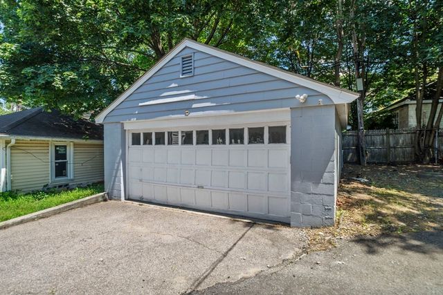 84 Blue Hills Parkway, Milton, MA 02186