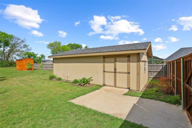 408 Seasons West, Sherman, TX 75092