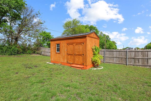 408 Seasons West, Sherman, TX 75092