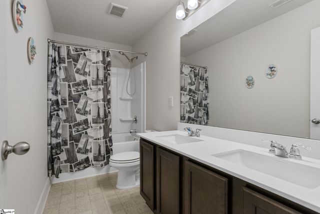 105 Jones Peak Drive, Simpsonville, SC 29681