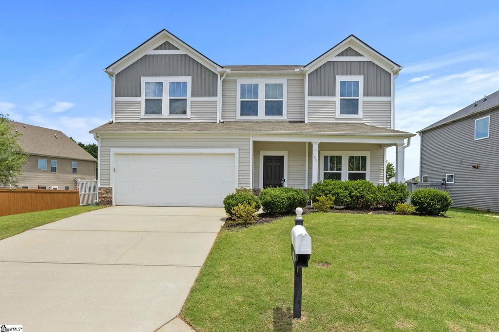 105 Jones Peak Drive, Simpsonville, SC 29681