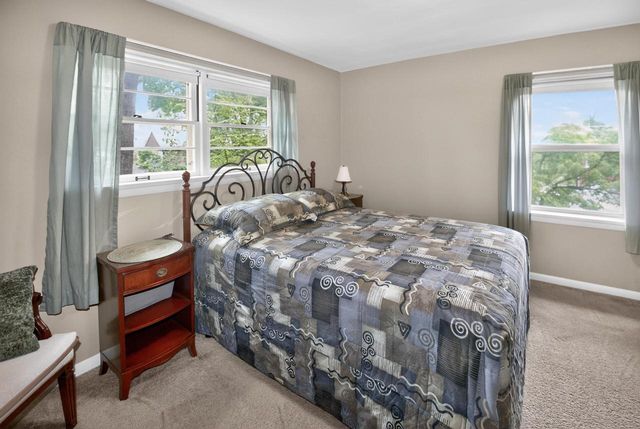 11605 W Mount Vernon AVENUE, Wauwatosa, WI 53226