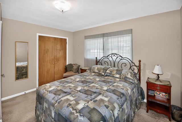 11605 W Mount Vernon AVENUE, Wauwatosa, WI 53226