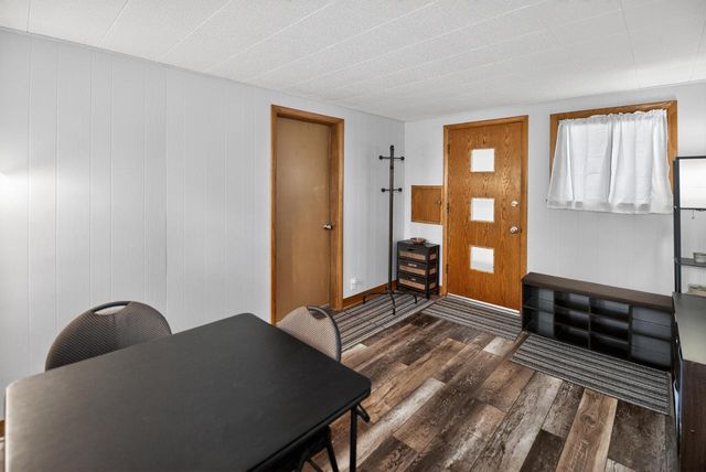 11605 W Mount Vernon AVENUE, Wauwatosa, WI 53226