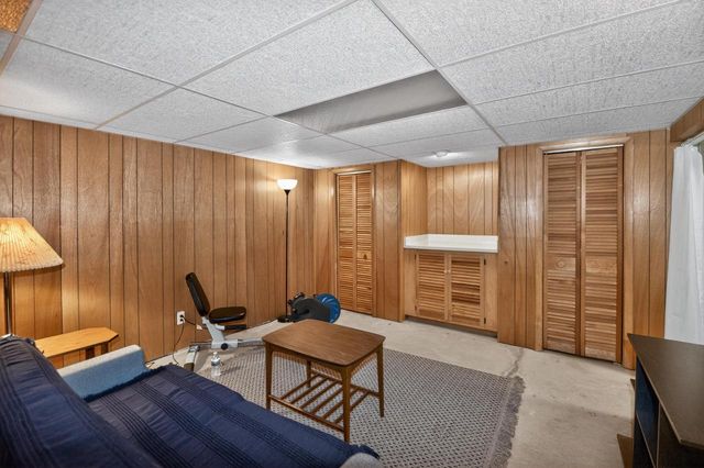 11605 W Mount Vernon AVENUE, Wauwatosa, WI 53226