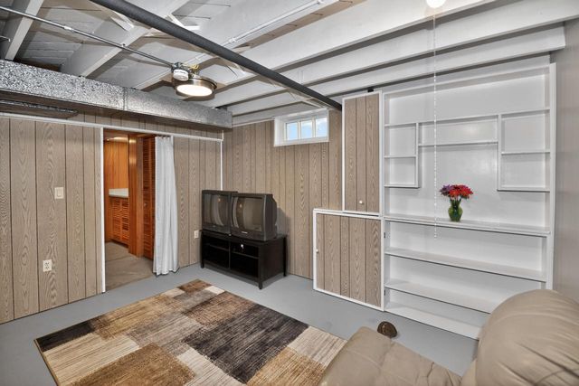 11605 W Mount Vernon AVENUE, Wauwatosa, WI 53226