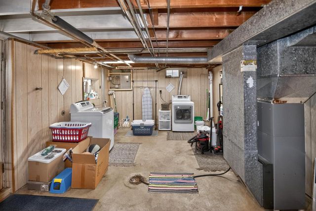 11605 W Mount Vernon AVENUE, Wauwatosa, WI 53226