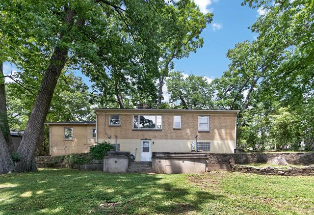 11605 W Mount Vernon AVENUE, Wauwatosa, WI 53226