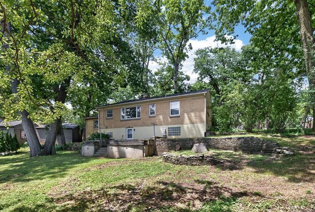 11605 W Mount Vernon AVENUE, Wauwatosa, WI 53226