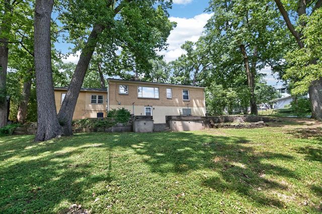 11605 W Mount Vernon AVENUE, Wauwatosa, WI 53226