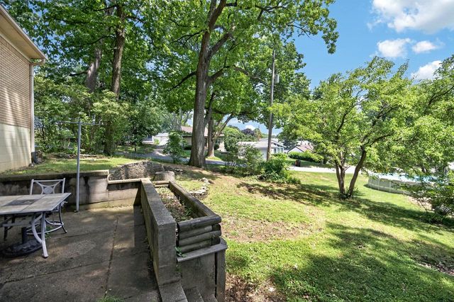11605 W Mount Vernon AVENUE, Wauwatosa, WI 53226