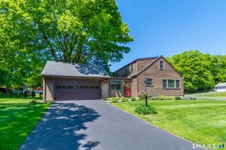 22 Elizabeth Street, Trumbull, CT 06611