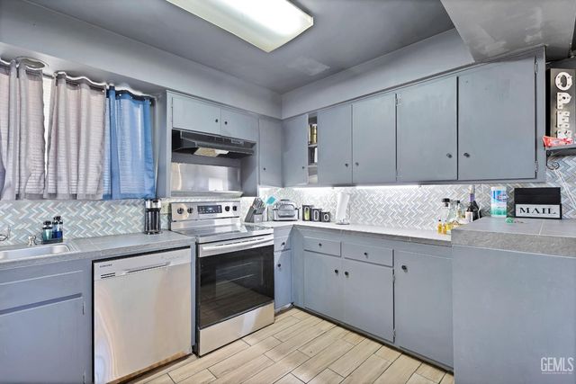 3901 Union Avenue 15, Bakersfield, CA 93305