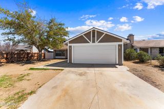 38470 Division Street, Palmdale, CA 93550