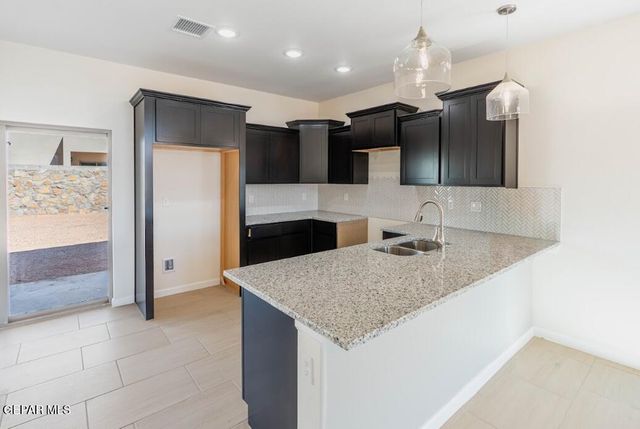 920 CHURCHILL DOWNS Court, El Paso, TX 79912