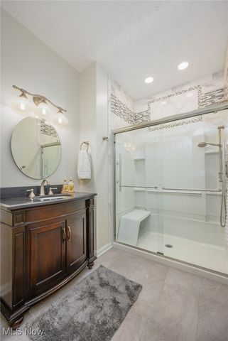 630 Woodhaven Drive, Cuyahoga Falls, OH 44223