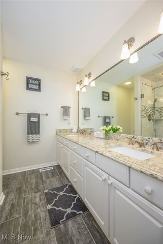 630 Woodhaven Drive, Cuyahoga Falls, OH 44223