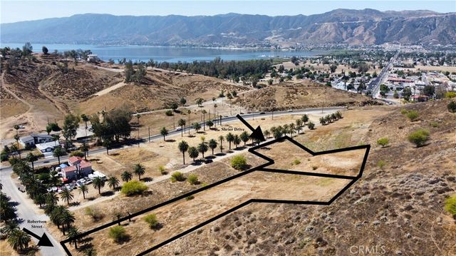 100 Robertson Street, Lake Elsinore, CA 92530