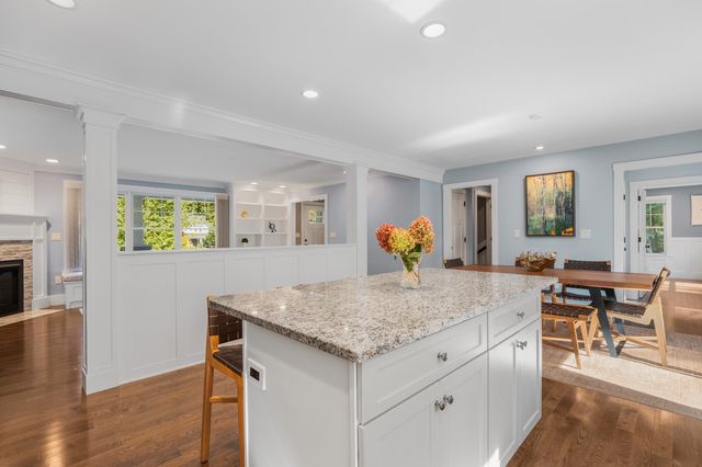 16 Point Of Rocks Terrace, Stratham, NH 03885