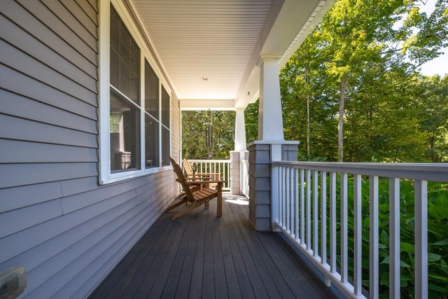 16 Point Of Rocks Terrace, Stratham, NH 03885
