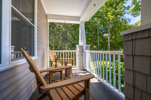 16 Point Of Rocks Terrace, Stratham, NH 03885