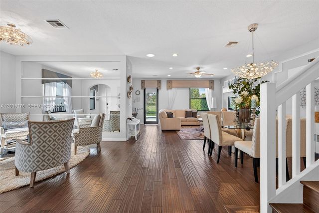 19278 NE 6th Ave, Miami, FL 33179