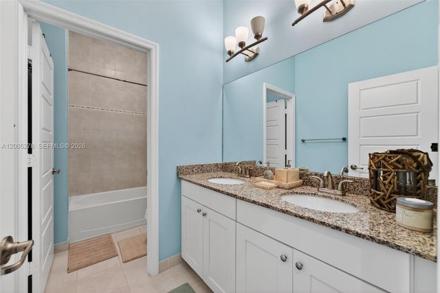 19278 NE 6th Ave, Miami, FL 33179