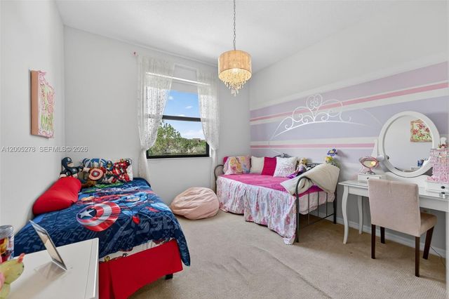 19278 NE 6th Ave, Miami, FL 33179