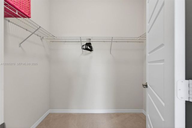 19278 NE 6th Ave, Miami, FL 33179