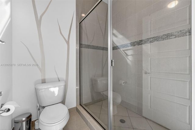 19278 NE 6th Ave, Miami, FL 33179