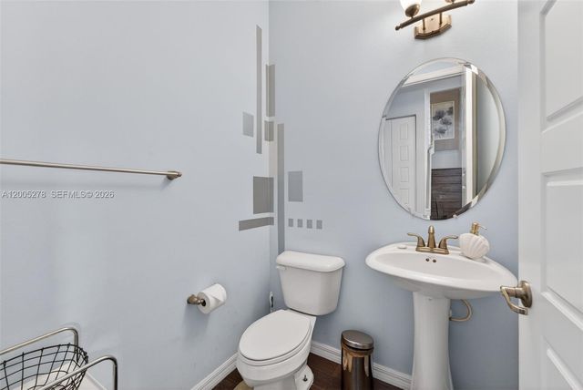 19278 NE 6th Ave, Miami, FL 33179