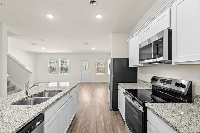 4607 Flying Hooves, San Antonio, TX 78222