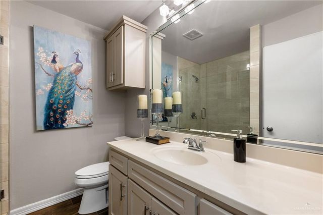 2002 N Mayberry Boulevard, Alton, TX 78573