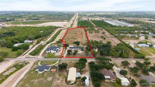2002 N Mayberry Boulevard, Alton, TX 78573