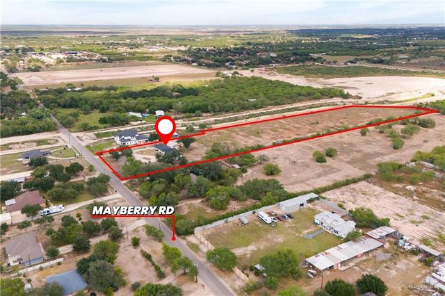 2002 N Mayberry Boulevard, Alton, TX 78573