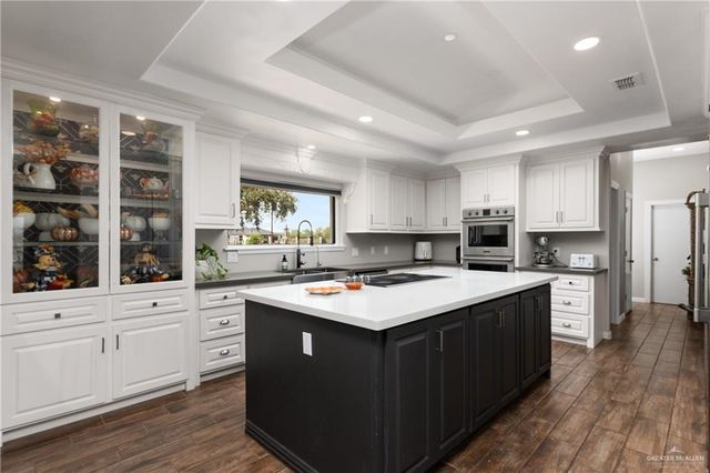 2002 N Mayberry Boulevard, Alton, TX 78573