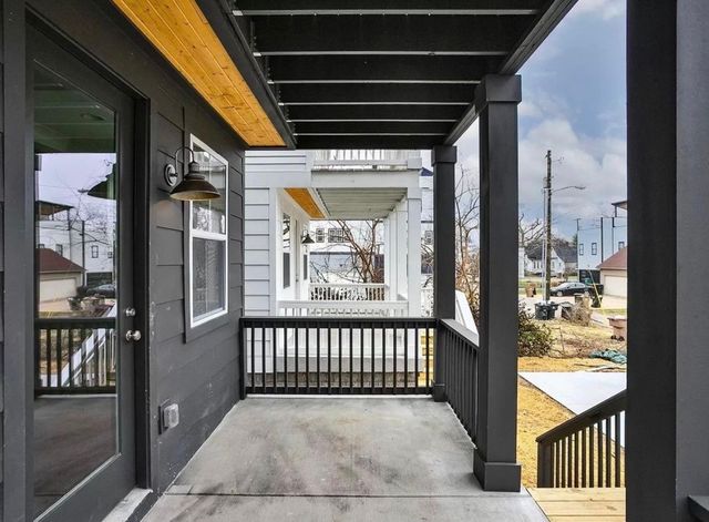 1507B 10th Ave, N, Nashville, TN 37208