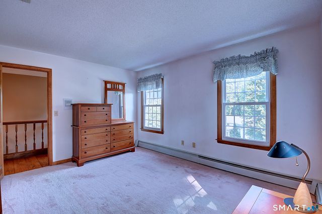6 Smithbrook Terrace, Glastonbury, CT 06033