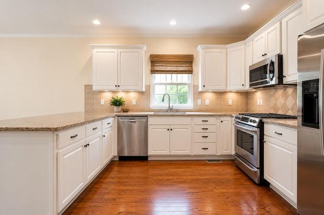 5803 Courtyard Circle, Chattanooga, TN 37415