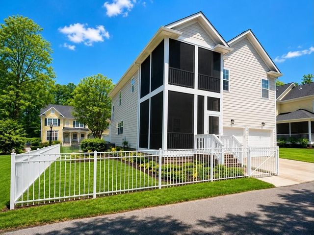5803 Courtyard Circle, Chattanooga, TN 37415