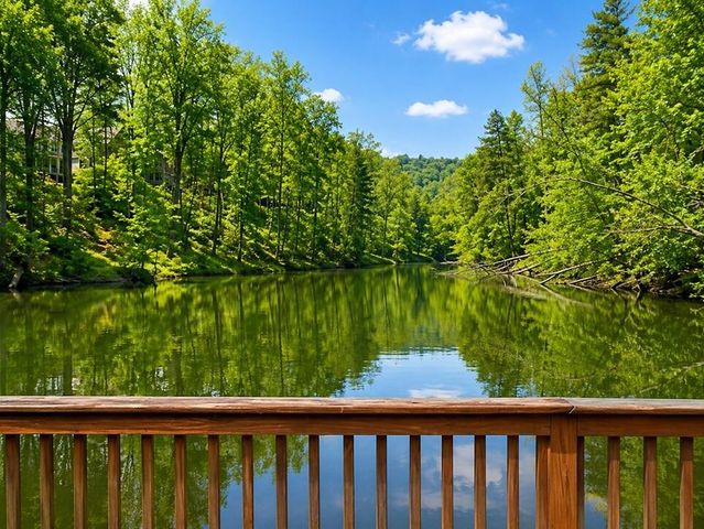 5803 Courtyard Circle, Chattanooga, TN 37415
