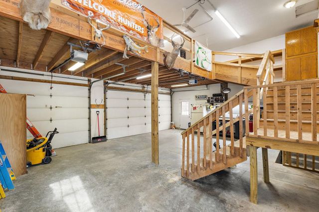 1055 Johnson Place SE, Owatonna, MN 55060