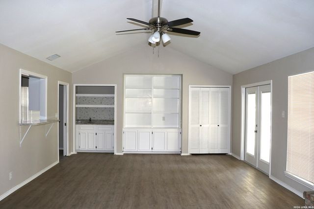 13811 Brook Hollow, San Antonio, TX 78232