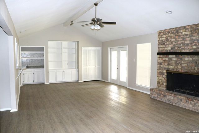 13811 Brook Hollow, San Antonio, TX 78232