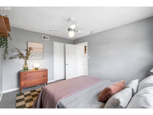 611 Se 146TH Ave, Portland, OR 97233