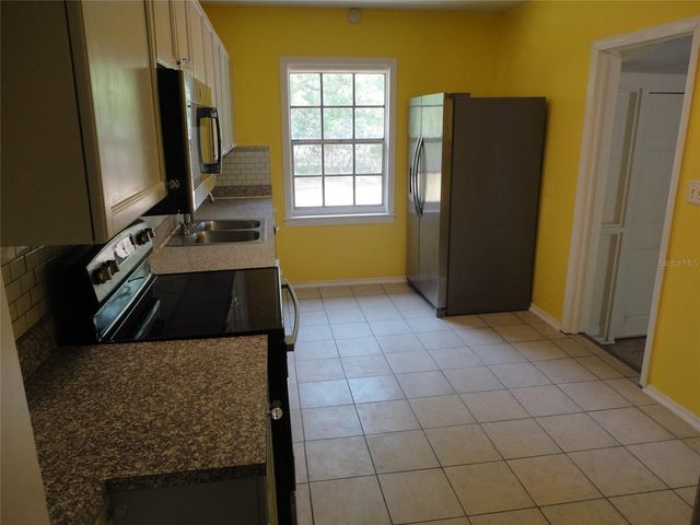 1334 NE 1ST AVENUE, Gainesville, FL 32641