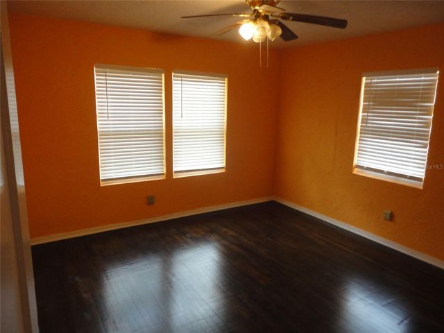 1334 NE 1ST AVENUE, Gainesville, FL 32641