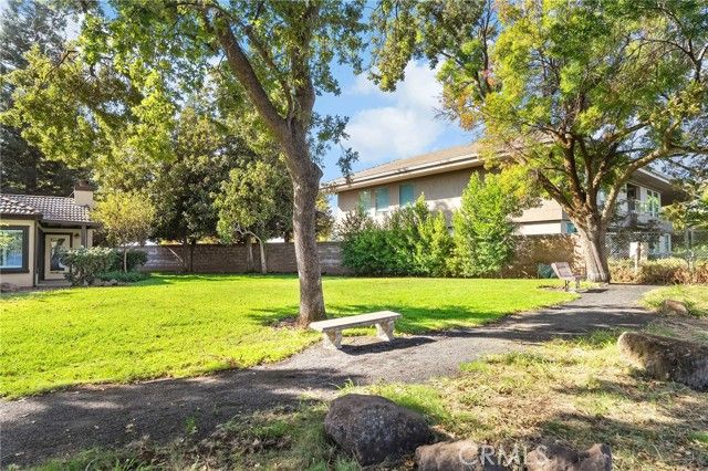 9 Sierra Lakeside, Chico, CA 95928