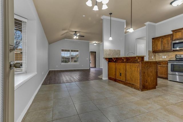 620 Apple Tree Lane, Moore, OK 73160